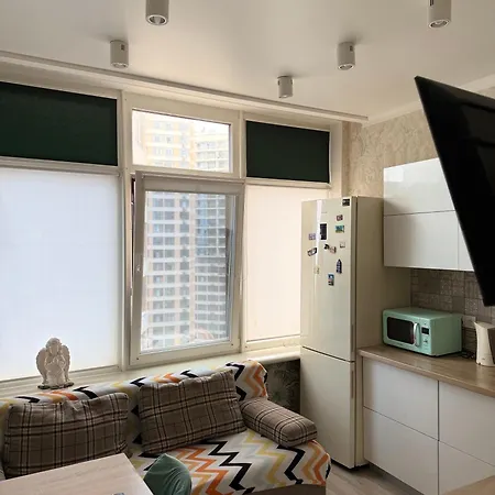 Apartment жемчужиный квартал на каманина Odesa