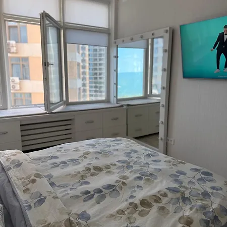 жемчужиный квартал на каманина Apartment