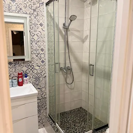 жемчужиный квартал на каманина Apartment *