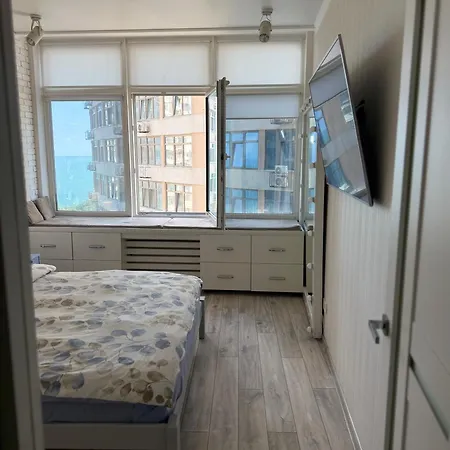Apartment жемчужиный квартал на каманина *
