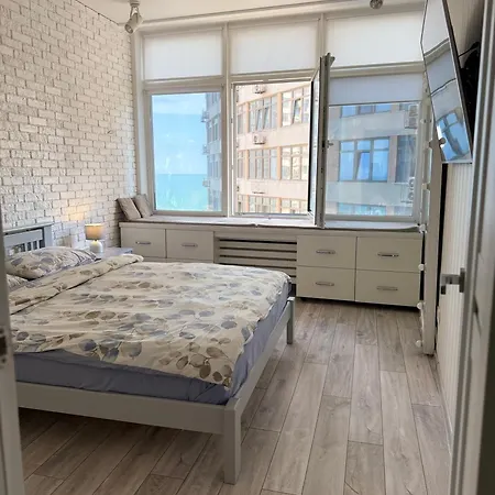 жемчужиный квартал на каманина Apartment