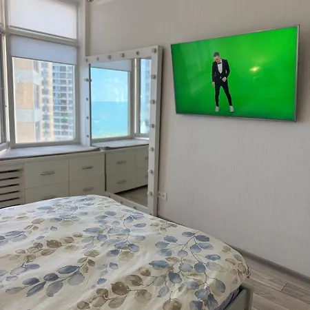 жемчужиный квартал на каманина Apartment Odesa